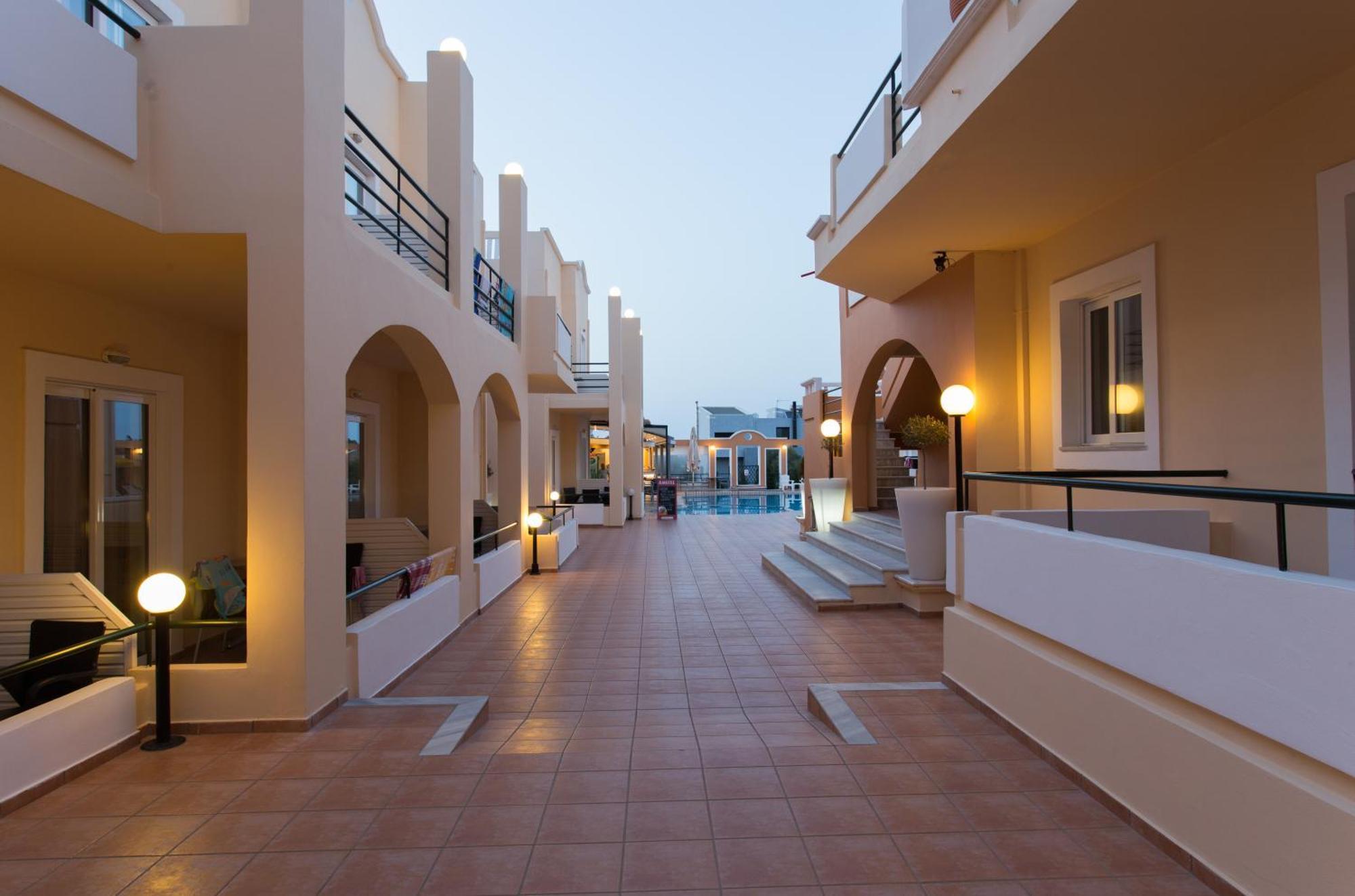 Nontas Hotel Apartments Даратсо Экстерьер фото